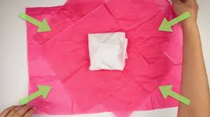 Turn it upward, and it should be ready to place in the gift bag. How To Put Tissue Paper In A Gift Bag 15 Steps With Pictures