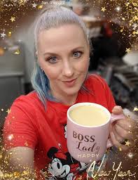 Happy New Year my coffee friends Happy New Years YearsIve! α! Ending this  year On 이 high note... with delicious COFFEE!! It's Coffee Time