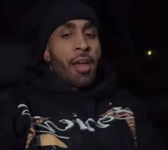 🔥 ¡Caramelo viene con todo! 🔥 Pide el apoyo de todos sus seguidores para  hoy en La Casa de Alofoke 2, y que se activen en el Súper Chat 💬 para  ayudarlo