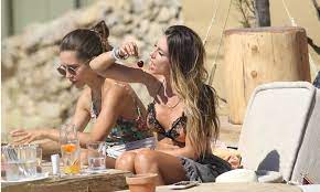 Αναχωρήσεις από θεσσαλονίκη προς αθήνα & πειραιά. Mykonos Live Tv 14 8 Kormara H A8hna Oikonomakoy Vid Sportime Gr