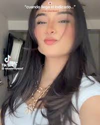 ENAMORADA de todos y cada uno de sus videos con “El Indicado”😭😭😭💐💐que  hermoso poder ser parte de sus historias de amor con este tema que  escribimos desde el corazón<33 los amo!!! #elindicado #amor