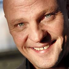 Big Brother'-Melander afsløret: Ond tvilling