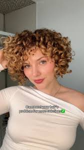 Have any more questions, concerns, curlnundrums? #curlyhair  #curlyhairroutine #manesbymell #protips , Routine deets:, @olaplex no.5  moisturize and mend leave in, @aveda paddle brush, @avedacanada be ...