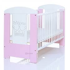 Wenn dir „prinzessin betten gefällt, gefallen dir vielleicht auch diese ideen. Baby Princess Bett Mit Holz Gravur Und Matratze Im Vergleich 2021