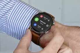 The display is slightly bigger. Huawei Watch 3 Hands On Review The Smartwatch Harmonized Digital Trends
