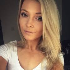 rosie brown (@rosiebbrown)