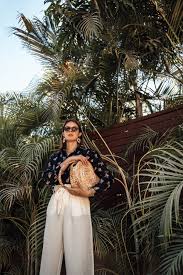 These leopards are the best climbers of all the big cats! Combining White Pants With An Animal Print Shirt Fashionblog Berlin