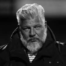 Peter Zwart's Instagram, Twitter & Facebook