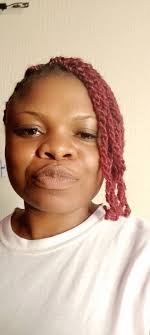 Let do Nigerian 🇳🇬 pidgin Proverbs thread. I will go first 💪😂 "Woman  wey dey find pikin no dey wear pãnt sleep." 😂 😂 😂