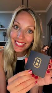 Soft glam, clean lines, and a touch of gold. Sometimes the simplest details  make the biggest impact. This look brings together pieces that feel  personal, polished, and effortlessly put together. @annekleinofficial  Crystal