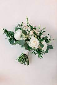 Spring is the time to go bold and bright is pastels aren't your thing. Loose Natural And Semi Rounded White And Green Bouquet With Touches Of Ivory Rose Bridesmaid Bouquet Spray Roses Bouquet Hydrangea Bouquet Wedding
