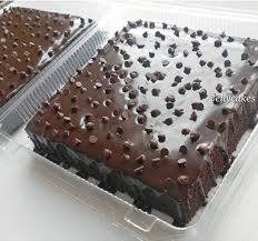 Panasakan oven terlebih dahulu pada suhu 190'c dalam 15 minit.biarkan.panaskan kuali yang berisi air sehingga mendidih dan letak loyang bulat atau periuk.cairkan mentega dan coklat bar.ketepikan bila semuanya cair.biarkan adunan sejuk sedikit/suam. 10 Resepi Kek Coklat Moist Mudah Tanpa Mixer Pun Boleh Vitamin Wawa Pengedar Shaklee Aktif