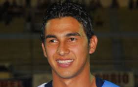 Efrén Mera se retira del fútbol y será DT de un equipo de primera