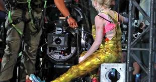 Birds Of Prey Ewan Mcgregor Scene Pin On Birds Of Prey And The Fantabulous Emancipation Of One Harley Quinn