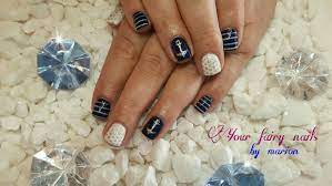 Wer eine geschickte hand für nageldesigns hat, wird sicher auch schon einmal mit dem gedanken gespielt. Gel Gelnagel Nageldesign Nailart Glitzer Glitter Blau Weiss Gold Anker Punkte Streifen Maritim Nagelstudio Germany Yo Nageldesign Glitter Nailart