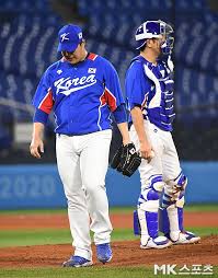 Lg는 18일 만에 1위 등극 대신 3위로 한 계단 하락. Iiluj27isc0aim