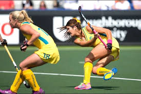 This typical australian drills will help you improve your speed. Anna Flanagan Field Hockey Player Drag Flick Time Australia Hockeyroos Team Rabobank Hockey World Womens Field Hockey Women S Hockey Hockey World Cup