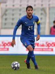 Contattaci e risponderemo al più presto! Pin On Cutrone Calabria Locatelli