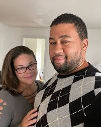 Evan Macklin's Instagram, Twitter & Facebook