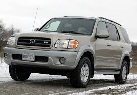 Toyota sequoia is a large suv introduced by the japanese company in 2001, being based on another toyota model called tundra. Toyota Sequoia Sr5 2000 05 Photos