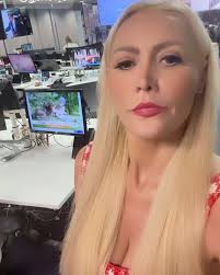 Paula Paulalondon (@miss_paulalondon_) • Instagram photos and videos