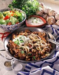 Gyros Mit Tsatsiki Rezept Lecker Rezept Rezepte Griechisches Gyros Gyros Rezepte