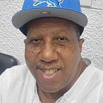 Opa Locka, Miami-Dade County, FL Roommates & rooms