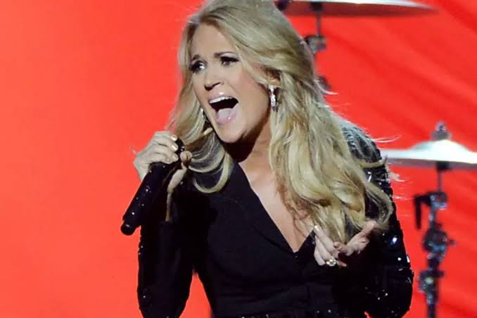 Carrie Underwood Will Debut Song for Soldiers During ACM Military Tribute  Show
