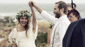 Teresa palmer is celebrating some exciting news!. Teresa Palmer And Mark Webber Livepuntamita Com