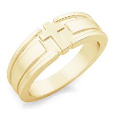 You can wear the crucifix proudly every single day by wearing one of our men's cross rings. I Am The Way Men S 14k Gold Cross Ring