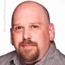 Samuel Doan's Instagram, Twitter & Facebook