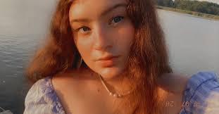 Victoria Mccormick's Instagram, Twitter & Facebook