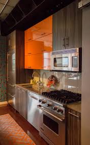 kitchen stories: bold color complements