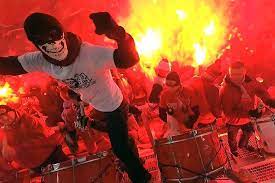 Hooligans of fc berlin with masked faces in match between fc carl zeiss jena and fc berlin in 1990. Hooligans News On Twitter Widzew Lodz Widzew Widzewlodz Ultras Hooligans
