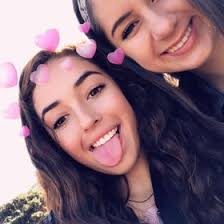 taryn cunningham (t_cunn21)