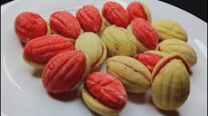 Bahan b 2 cawan tepung gandum 2 sudu besar tepung kastad 1. Bisikan Seorang Hamba Resepi Biskut Buah Kana Cute766