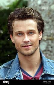 Wayne carpendale hi-res stock photography and images