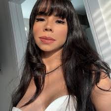 Katlyn Farmer's Instagram, Twitter & Facebook