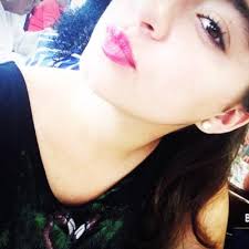 Casandra Castillo (@CasandraCastiio)