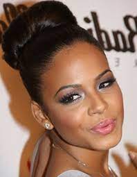 Wedding Hairstyles Ideas Small Bun Classic Black Wedding Updo Hairstyles Pick Frisurideenanleitung Fri Schwarze Hochzeit Frisur Ideen Frauen Brautfrisur