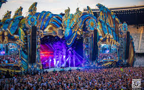 19 april 2018 22 january 2020 calatoriaperfecta 0 comments artisti, cluj napoca, festival, untold 2018. Bilete De O Zi La Untold Cat CostÄ SÄ L Vezi Pe Armin Van Buuren La Cluj Napoca Masked Singer Protv