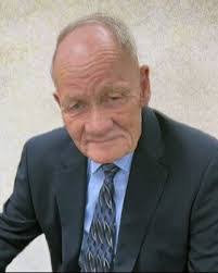 Bruce Kite's Instagram, Twitter & Facebook