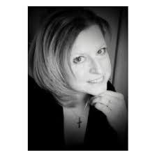 Emily Saxe's Instagram, Twitter & Facebook