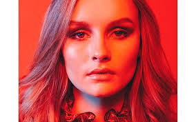 Olivia DeJonge Is Redefining Shakespeare For Millennials