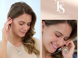 Fanery Sue Personalized Customized Pet Locket Necklace, Heart Lockets  Picture Necklaces Dog Memorial Gifts Cat Sympathy for Women Men (Cat  Golden)