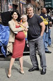 This is the fan page of hilaria baldwin. Hilaria Baldwin Shows Off Her Tiny Dancer Daughter Carmen On Instagram Hello
