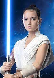 Rey From A Lonely Scavenger To A Beloved Jedi Rey Starwars Theriseofskywalker Daisy Ridley Star Wars Star Wars Sequel Trilogy Rey Star Wars