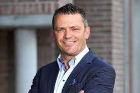 Lode ceyssens = lode jozef ceyssens (bree, 13 maart 1972) is een vlaams politicus voor de cd&v. Absolute Meerderheid Voor Lode Ceyssens In Meeuwen Het Belang Van Limburg Mobile