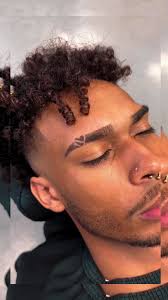 Heart Eyebrow Slit Men