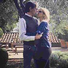 Born and raised in rome by antoinette and eugene, began his television career in telemontecarlo, where he initially led the show retail beware in 1991, and then take part in the. Simone Inzaghi Ex Fidanzato Alessia Marcuzzi Chi E Eta Figli Moglie
